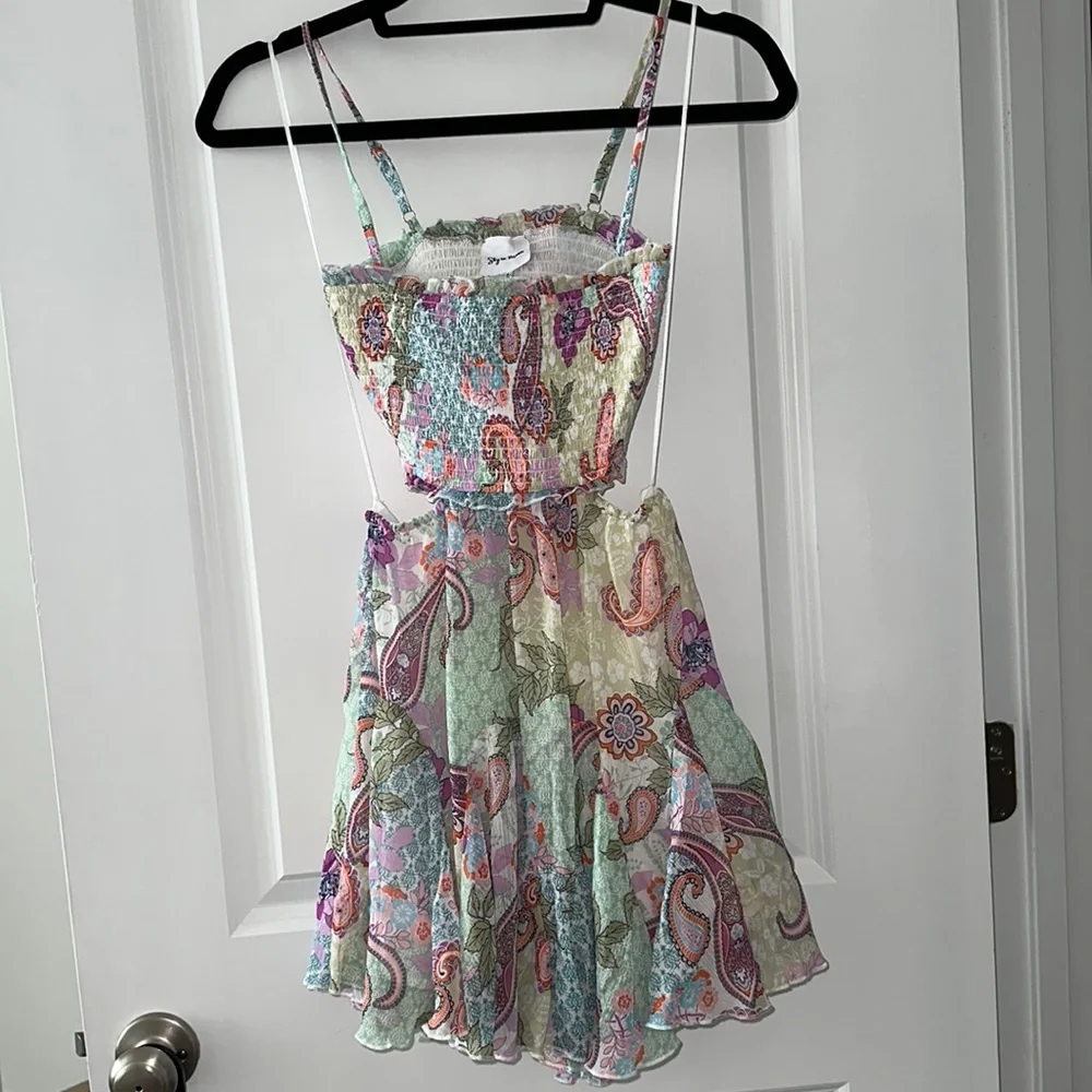 These Three Boutique paisley cut out mini dress - Picture 6 of 7